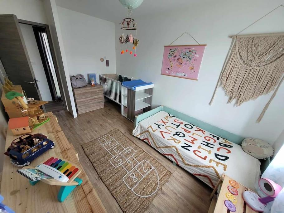 הוילה Coutras Maison Individuelle Cloturee מראה חיצוני תמונה